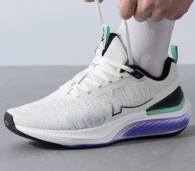 De l'amorti à la santé des pieds : pourquoi l'industrie des chaussures de sport a besoin d'un nou...